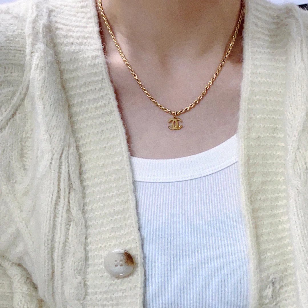 LitBuys Necklace