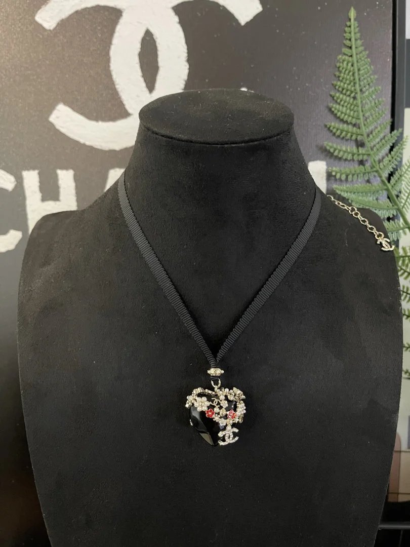 LitBuys Necklace