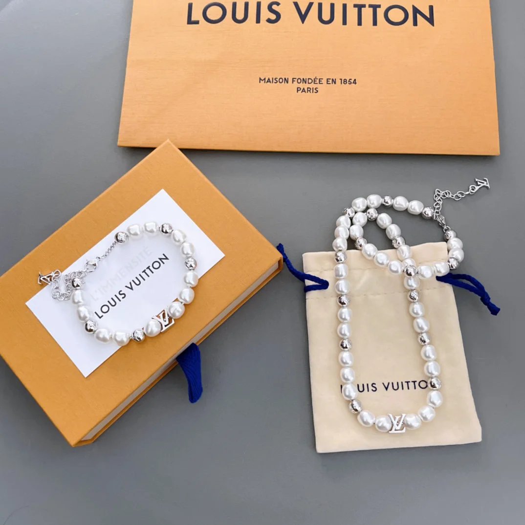 LitBuys Necklace