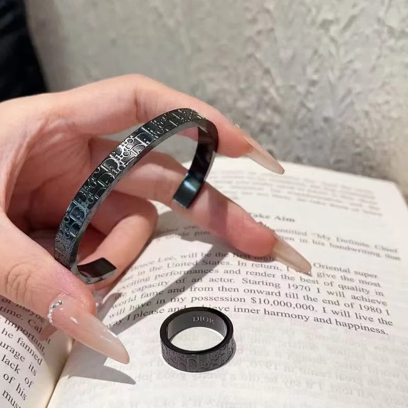 LitBuys Ring