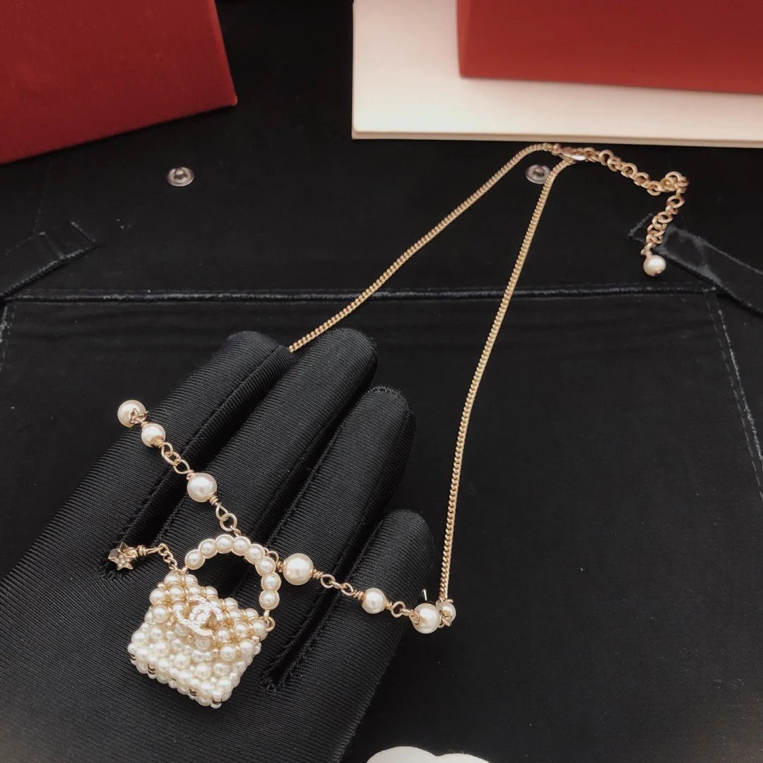 LitBuys Necklace