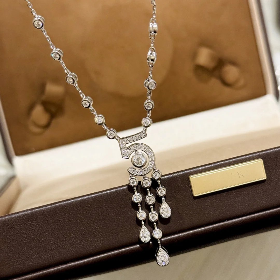 LitBuys Necklace