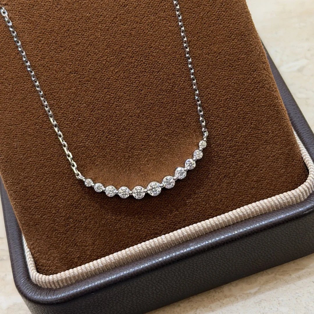 LitBuys Necklace