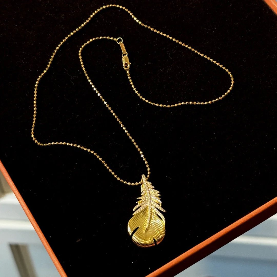 LitBuys Necklace
