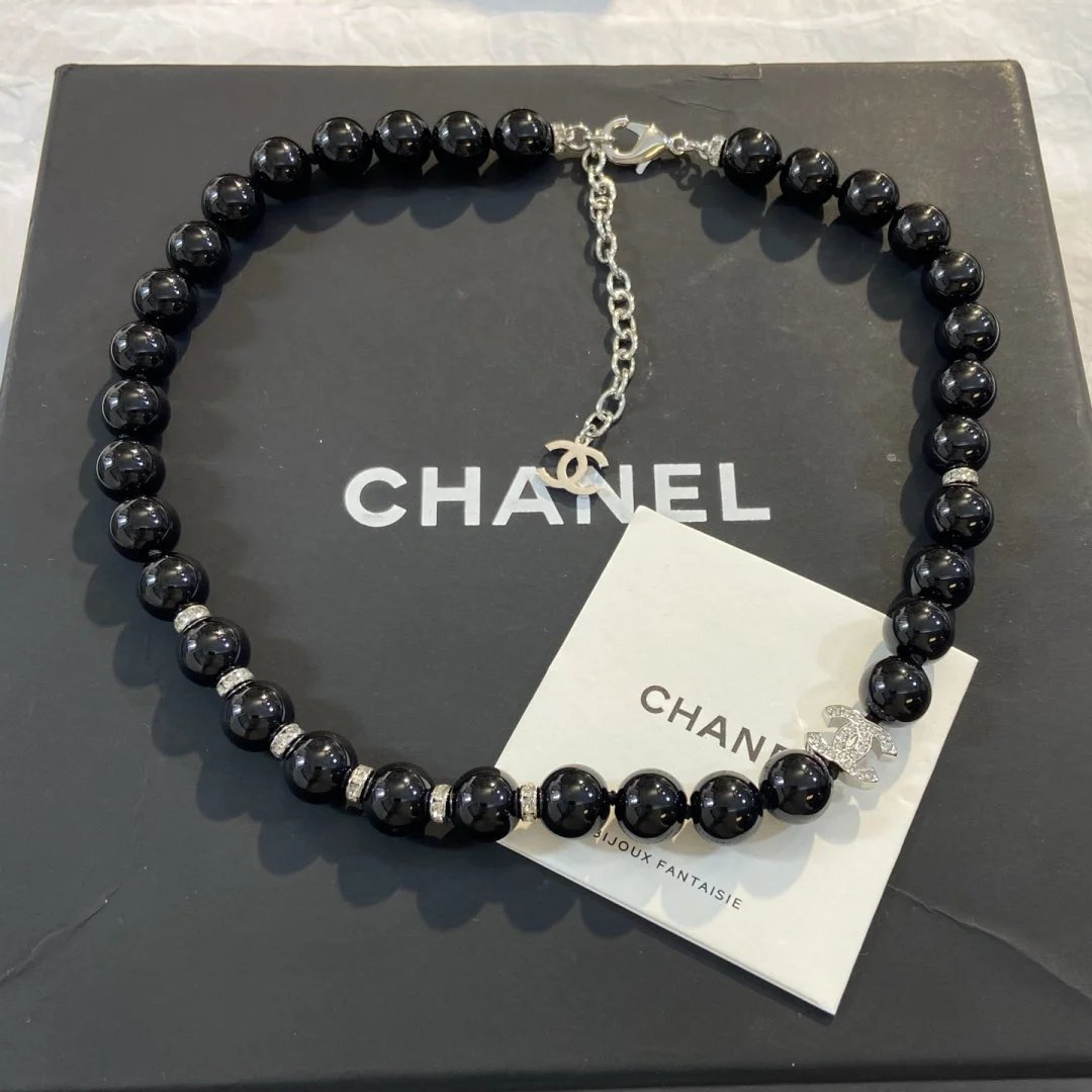 LitBuys Necklace