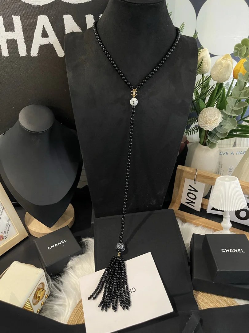 LitBuys Necklace