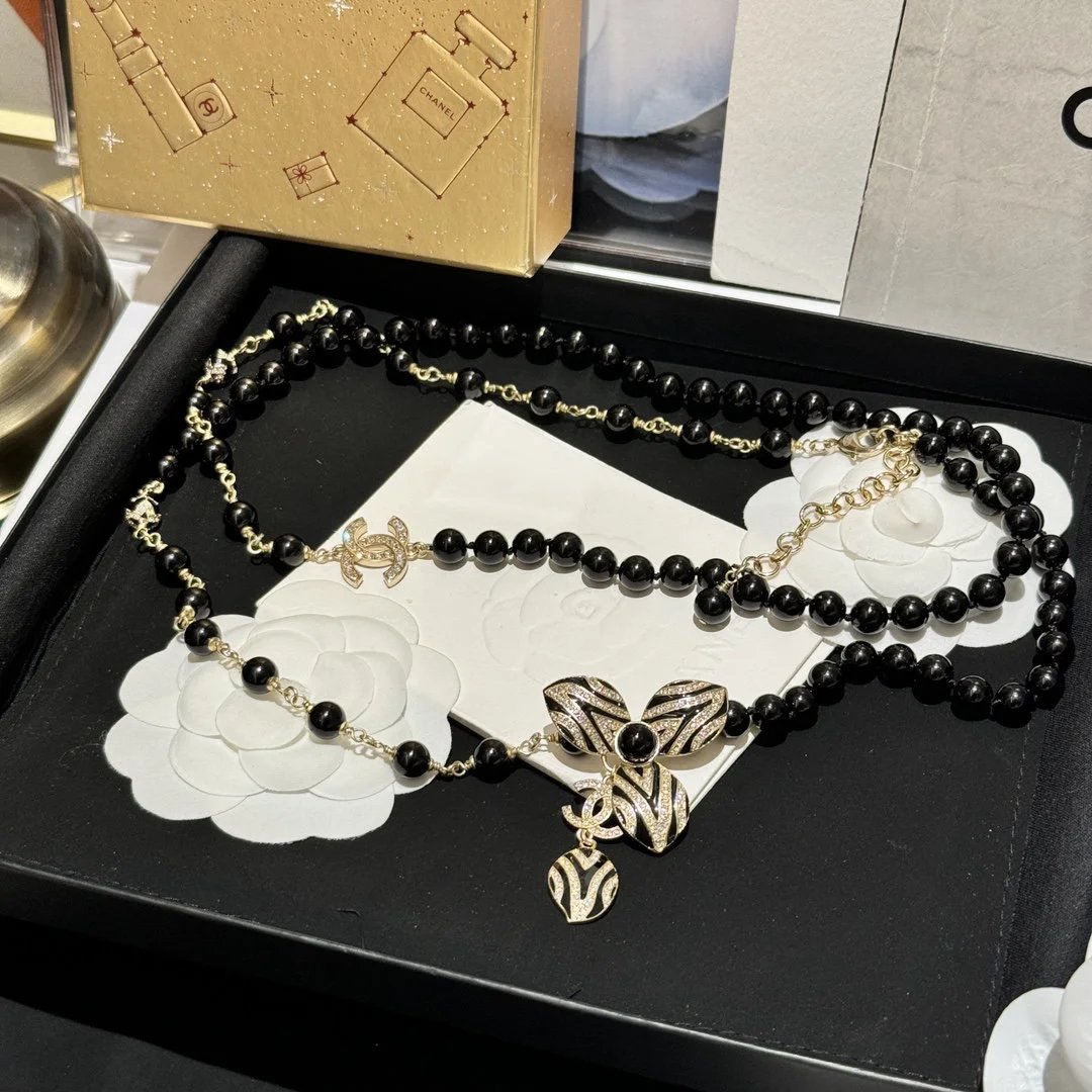 LitBuys Necklace