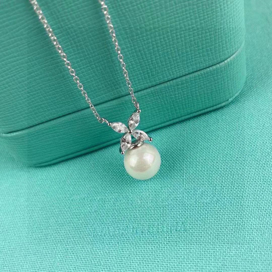 LitBuys Necklace
