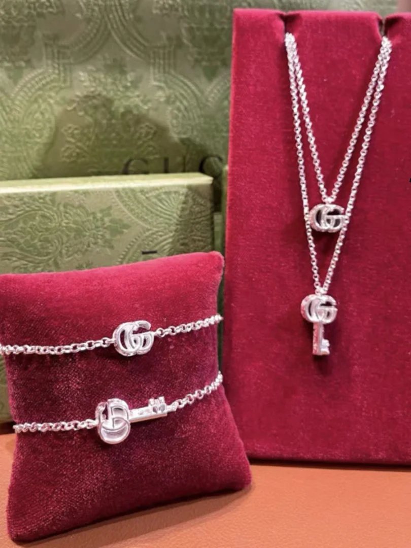 LitBuys Necklace