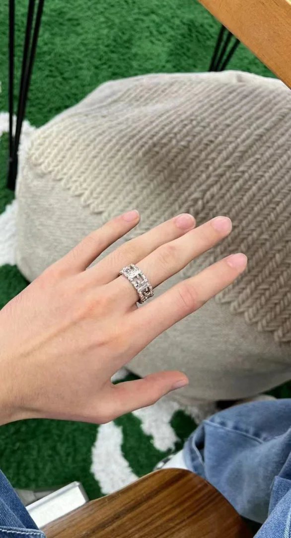 LitBuys Ring