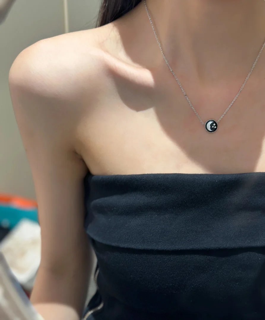 LitBuys Necklace