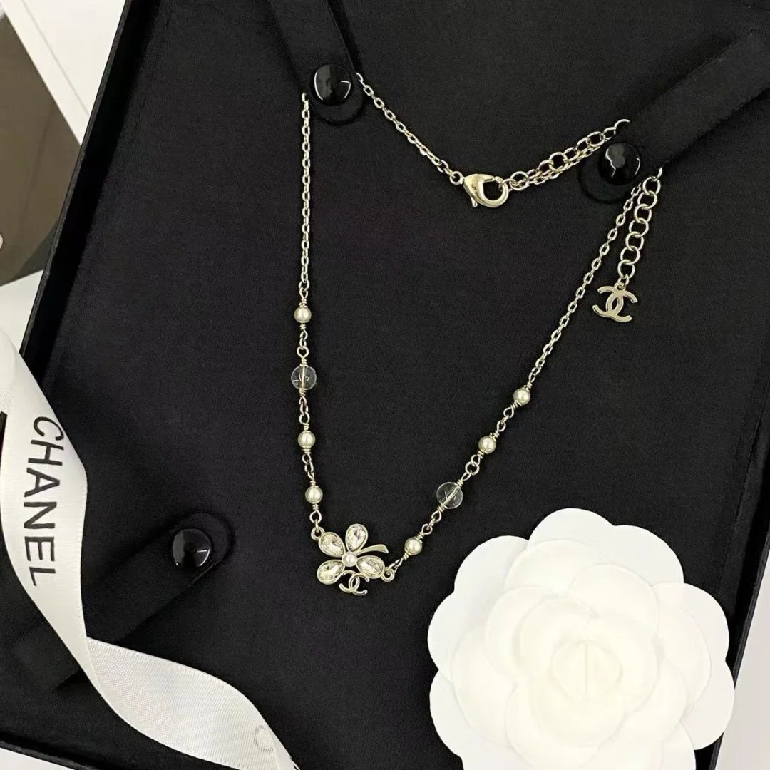 LitBuys Necklace