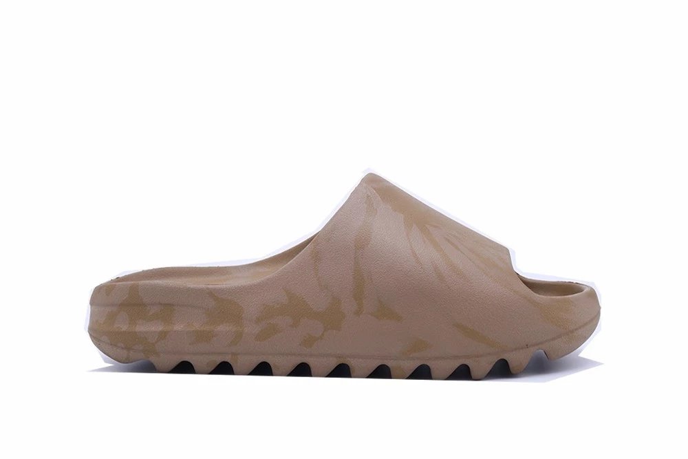 Yeezy Earth Brown Slide