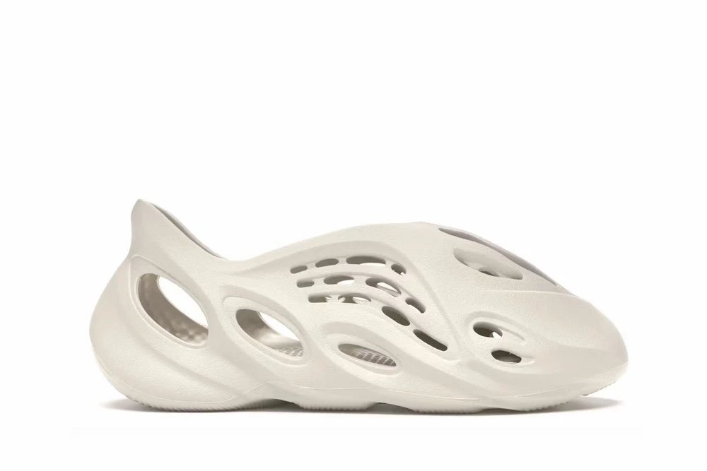 Yeezy Foam RNNR Ararat G55486