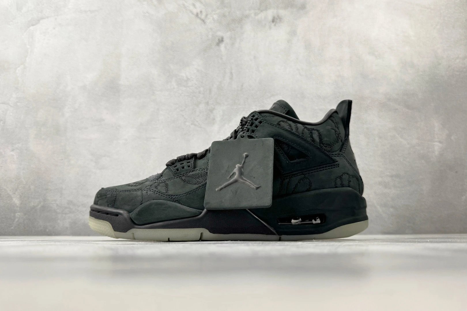 圈内最强四代 独家外贸特供 Jordan Air Jordan 4 kaws black OG 黑