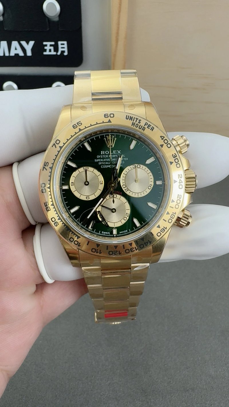Watch from Three-legged