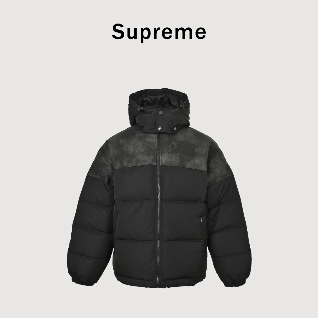 本地自取 Supreme 25FW LEATHER YOKE PUFFER JACKET皮革拼接拉链羽绒面包服外套 宽松版型 原版定制开发 所有细节一一还原 肩部定制拼皮 凹凸压花工艺 90白鸭绒填充