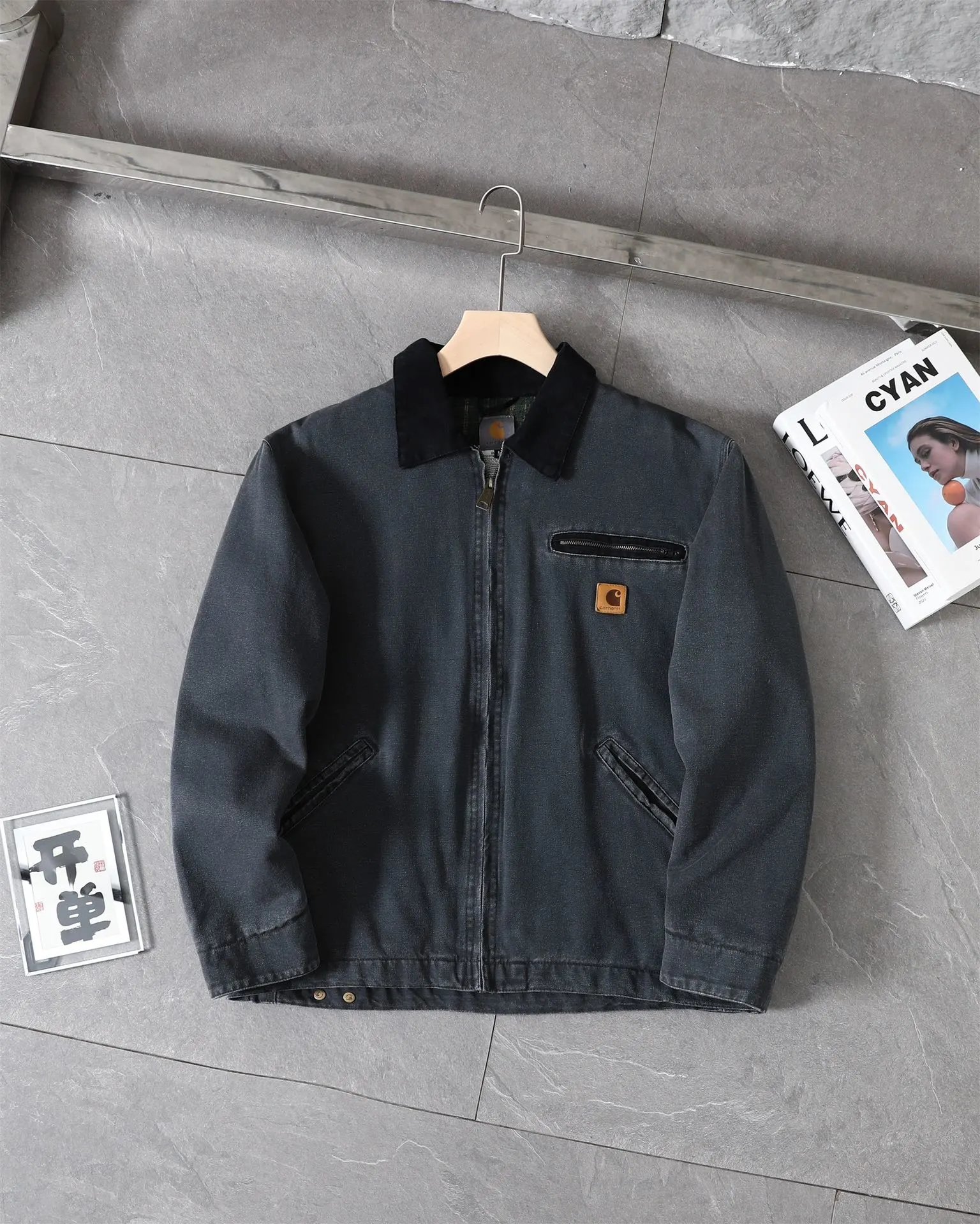 顶级爆款上新 KB06 -Carharrt WIP 卡哈特J97底特律重工水洗夹克外套 男女同款- kanyewest球星亚历山大巨石强森汤姆哈迪同款上身 采用水洗做旧效果卡哈特以旧为美夹克版型特点肩