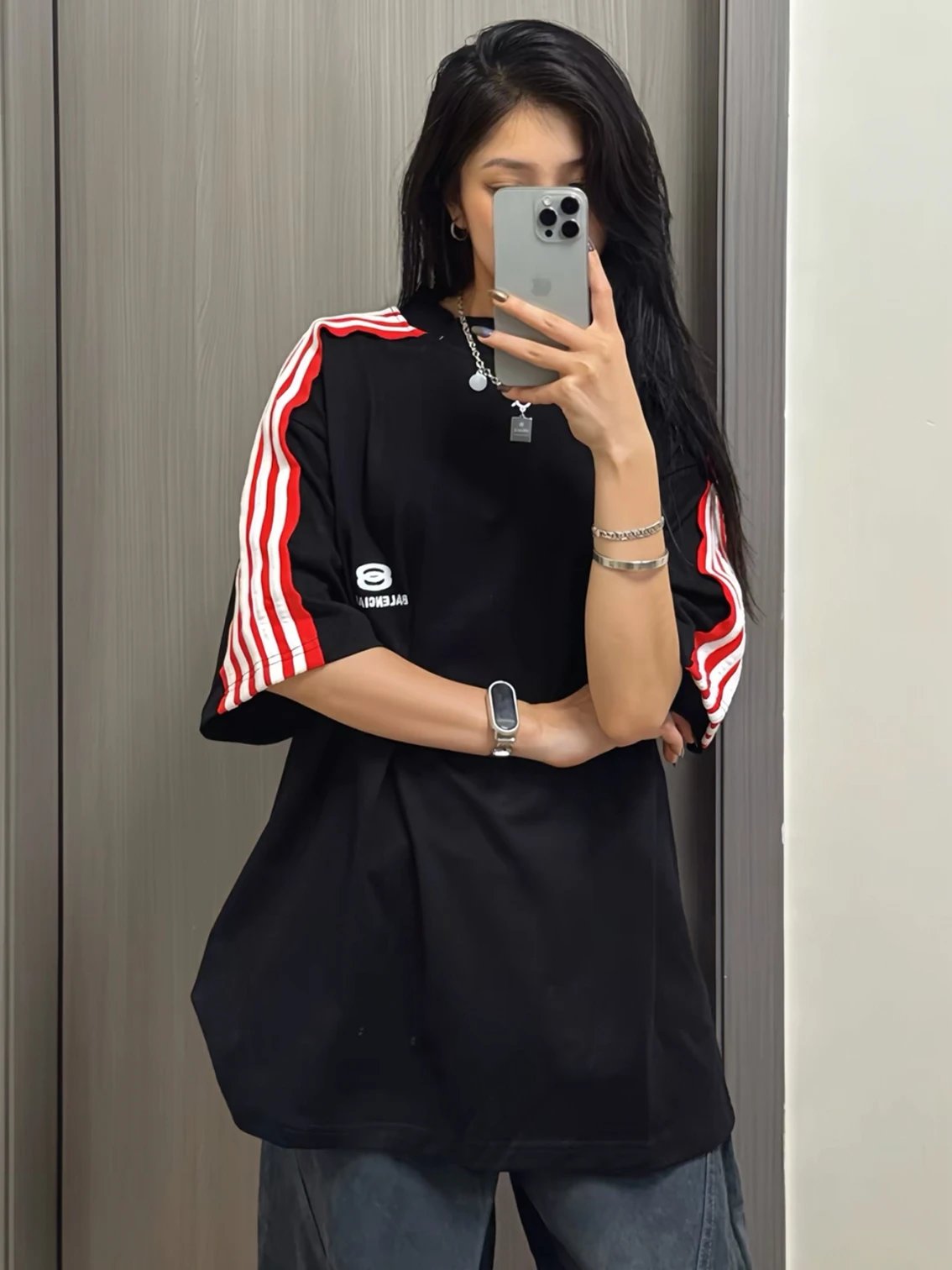 BALENCIAGA巴黎世家BLCG UNITY SPORTS ICON双环肩膀织带短袖T恤 上身参考-1