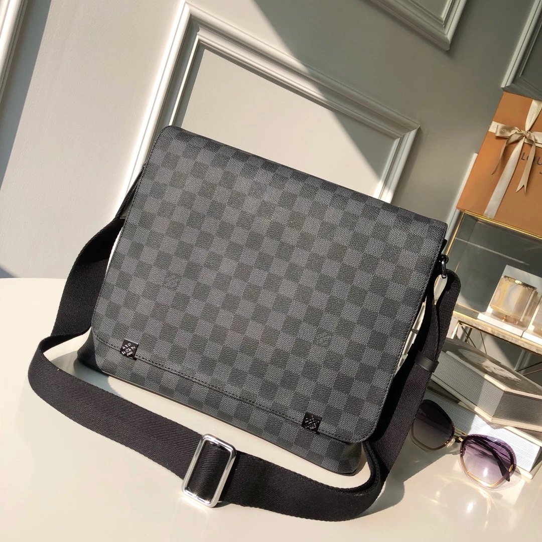 Louis Vuitton Damier Graphite 