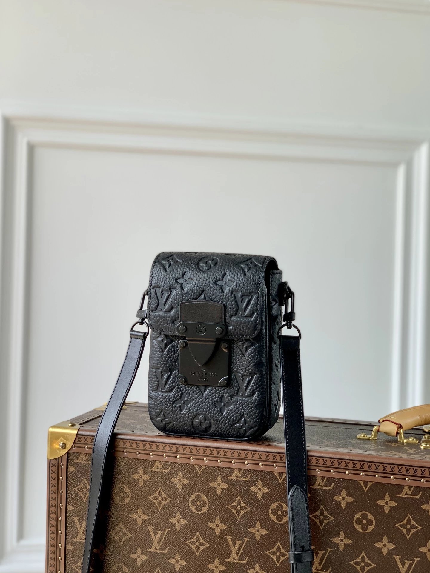 Louis Vuitton Empreinte Leathe