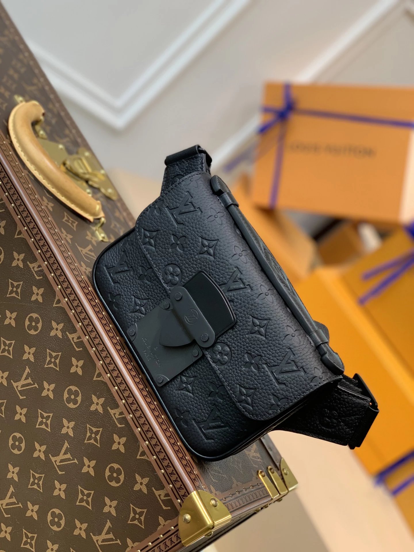 Louis Vuitton Empreinte Leathe