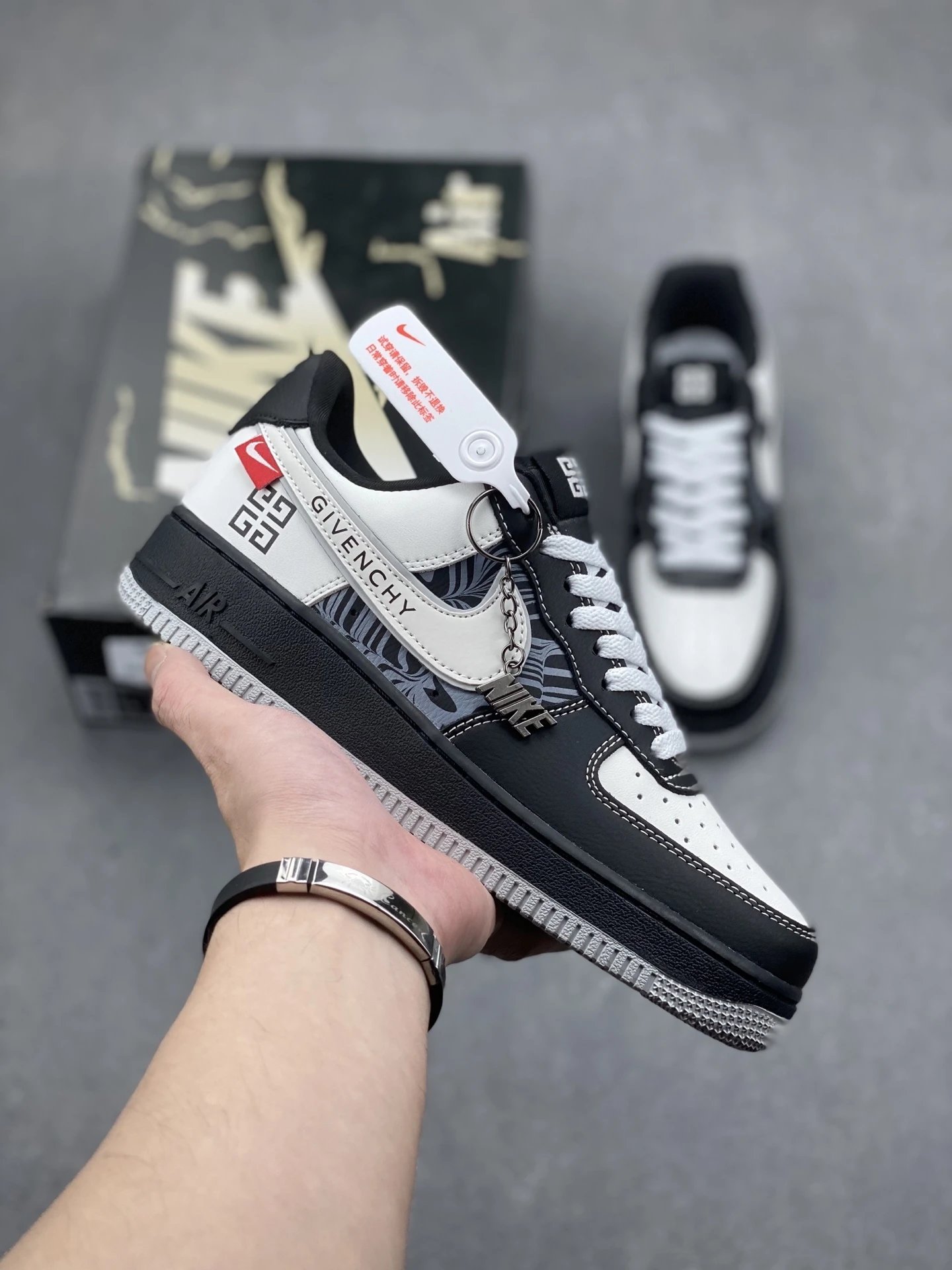 海外限量发售公司级NIke Air Force 1 07 Low 空军一号 低帮 运动鞋 休闲鞋 折边针车 工艺难度大 原楦头原纸板 原装鞋盒 定制五金配件 内