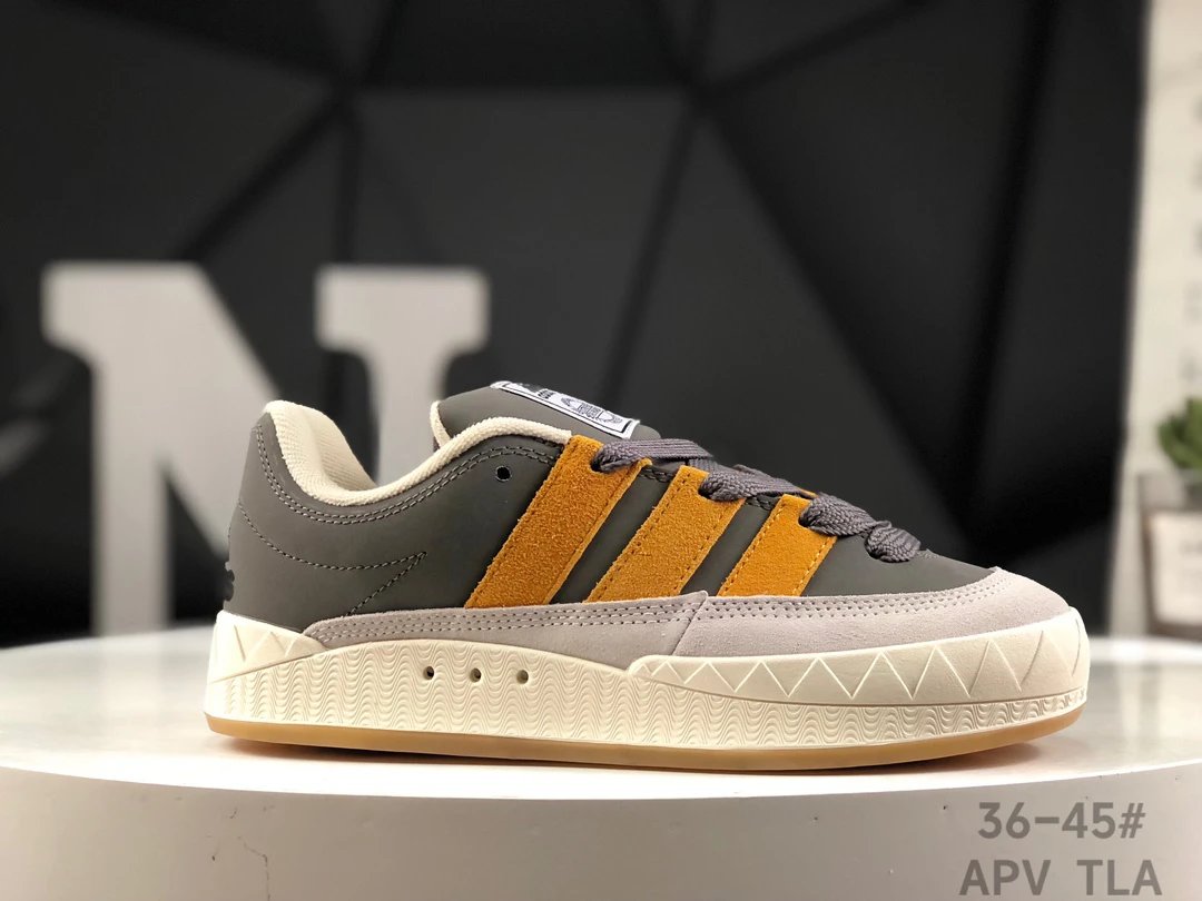 公司级带半码阿迪达斯Adidas Adimatic 鲨鱼面包鞋 天花板品质 市场最顶版本