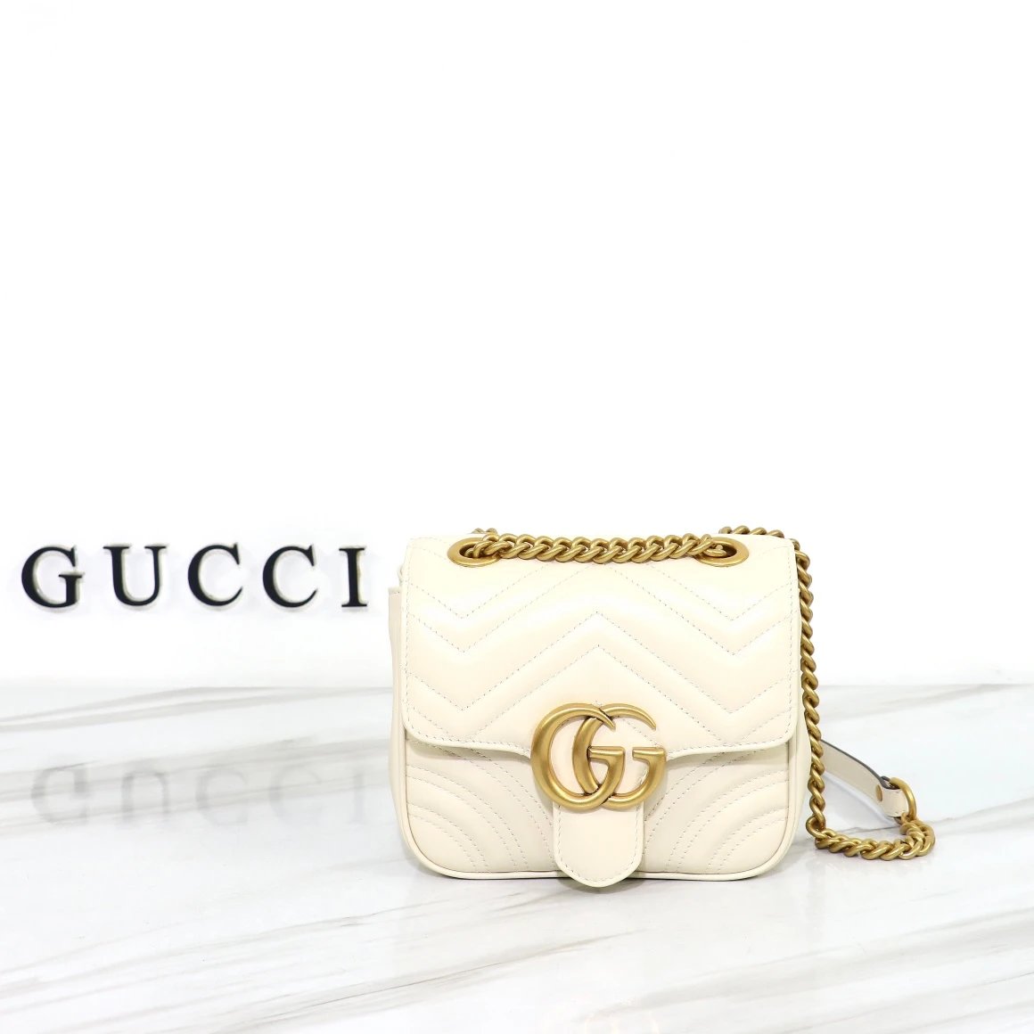 GUCCI专柜品质，原厂皮，款号739682白皮尺寸：宽18x高15x侧宽8cm