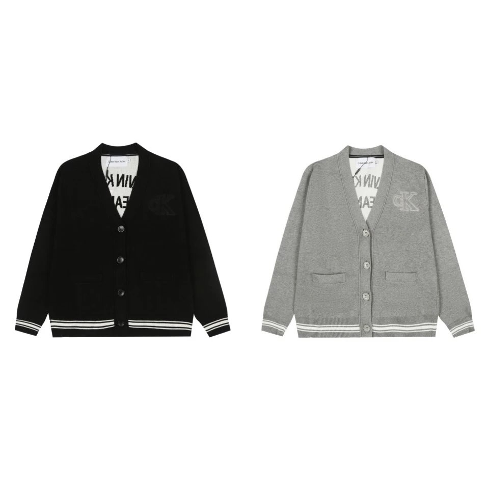 白底图 热门单品 颜色：环保黑/麻薯灰 -Calvin Klein/卡尔文 24aw 秋冬新品百搭复古美式学院风V领字母提花针织开衫 -1800+精棉毛纱 匠心还原 重工织造 字母提花 -定制品牌塔罗