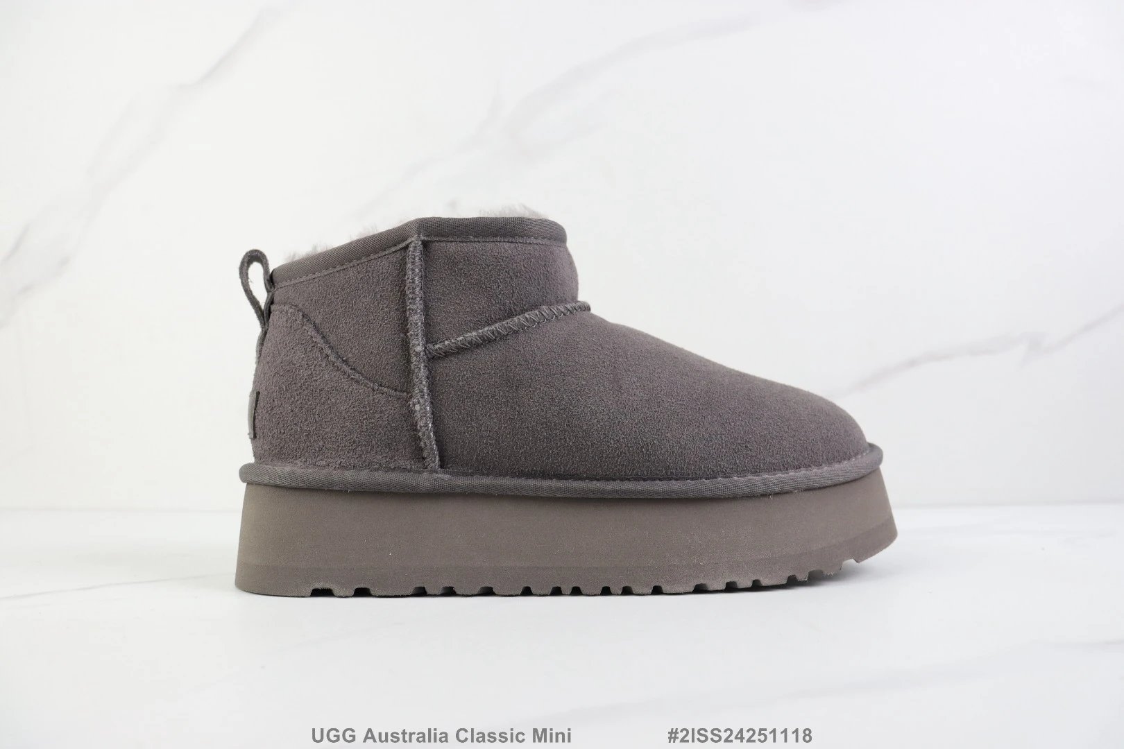 UGG Australia Classic Mini 周冬雨同款厚底高帮雪地鞋 冬季款加绒保暖 牛皮材质靴鞋 人造短毛绒