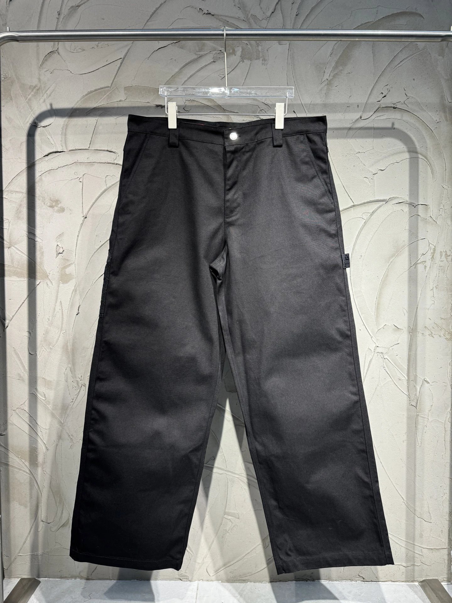 GUCCI古驰 SS26 暗纹拼接提花 休闲帆布工装长裤 颜色:黑色 码数:46 48 50 52