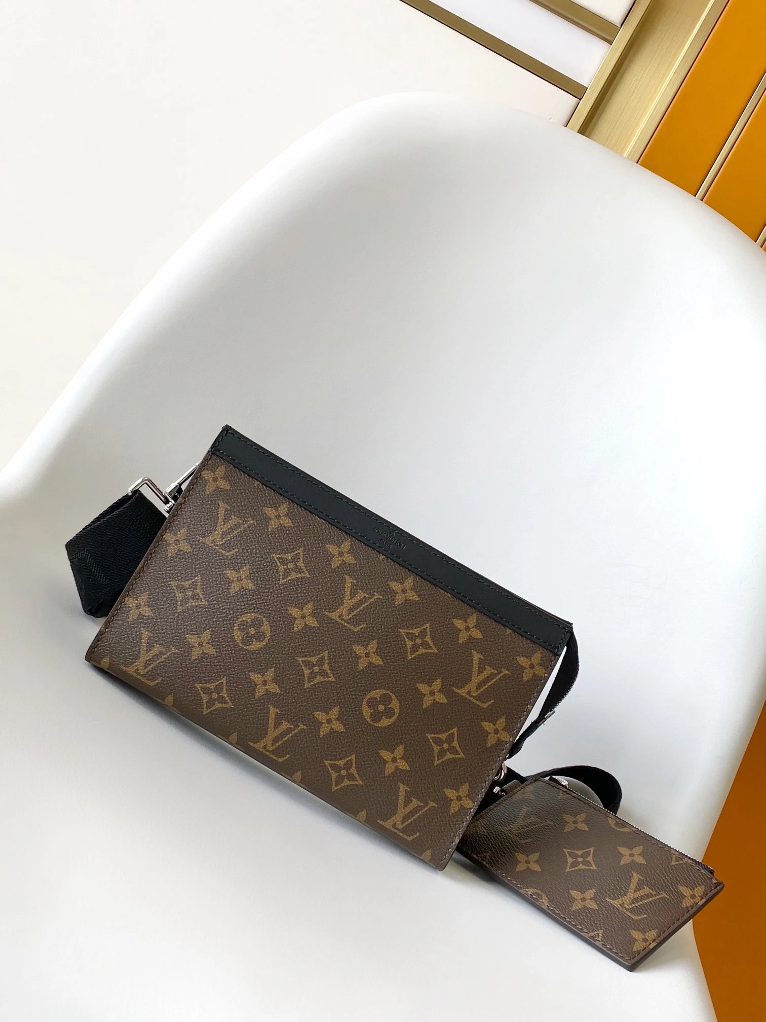163C01 芯片 M14036 M81124 M81115 顶级原单 Gaston Wearable Wallet 手袋脱胎于 lv Pochette Voyage 手拿包，以 Monogram S