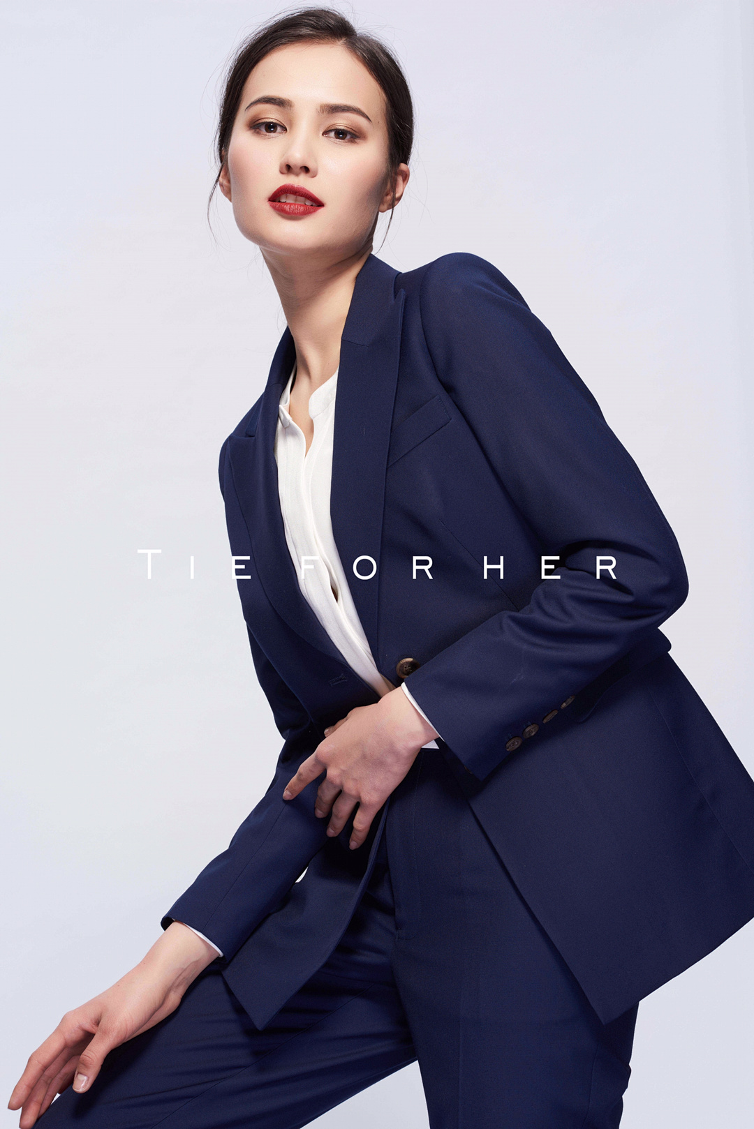 tf066 藏青色单排两件套西装