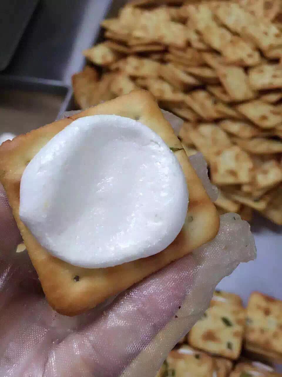 台湾进口牛轧糖葱油饼干 ,纯手工制作,好吃到哭