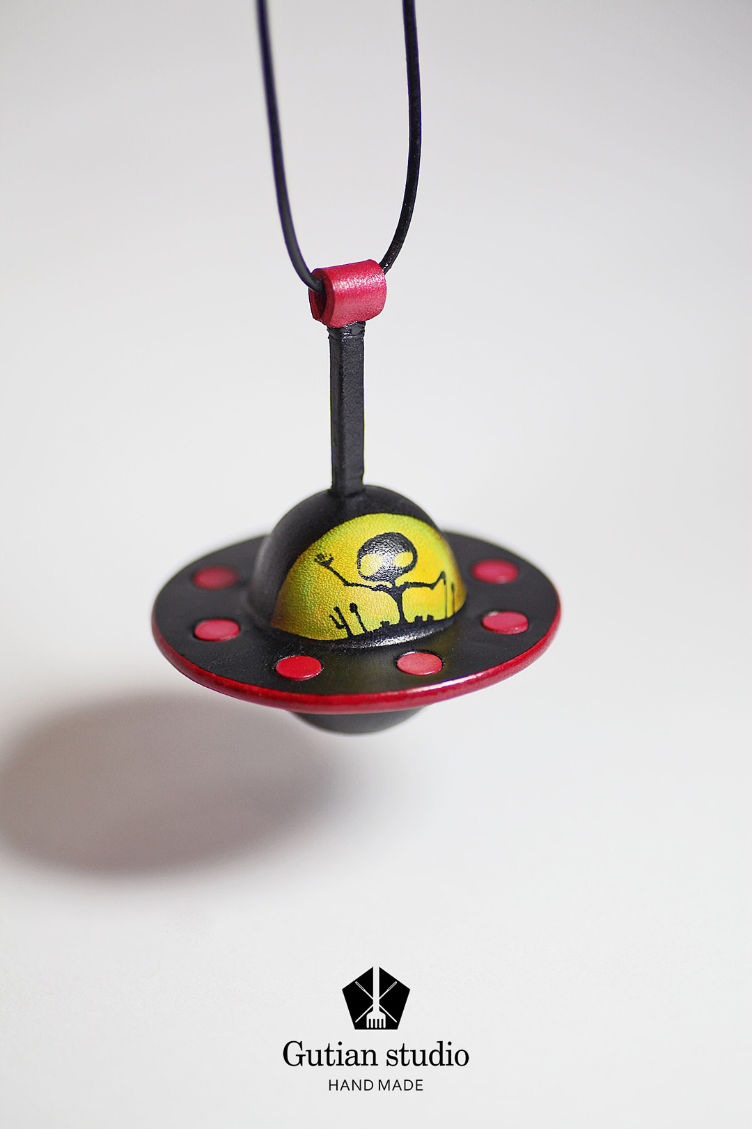 破烂的ufo【定制,4色可选】 ○ 谷田原创手工皮具