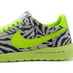 耐克nike runshoes三角亮片伦敦 36-39[em]e258158[/em]
