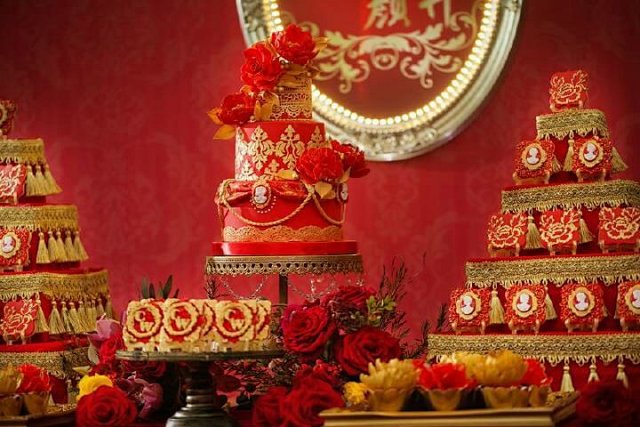 红金色系甜品台