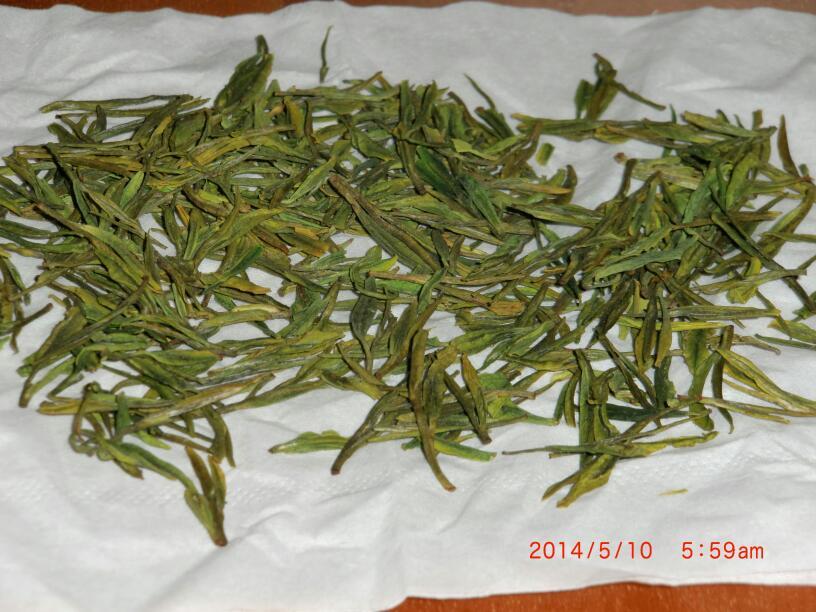 宜兴白茶,2016年3月14日出品,新鲜清香,喜欢喝茶的朋友不要错过哦!
