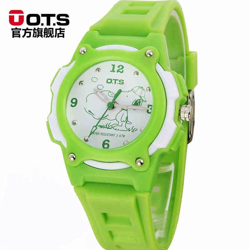 ots儿童手表男孩运动电子表小学生手表女孩防水宝宝可爱女童手表