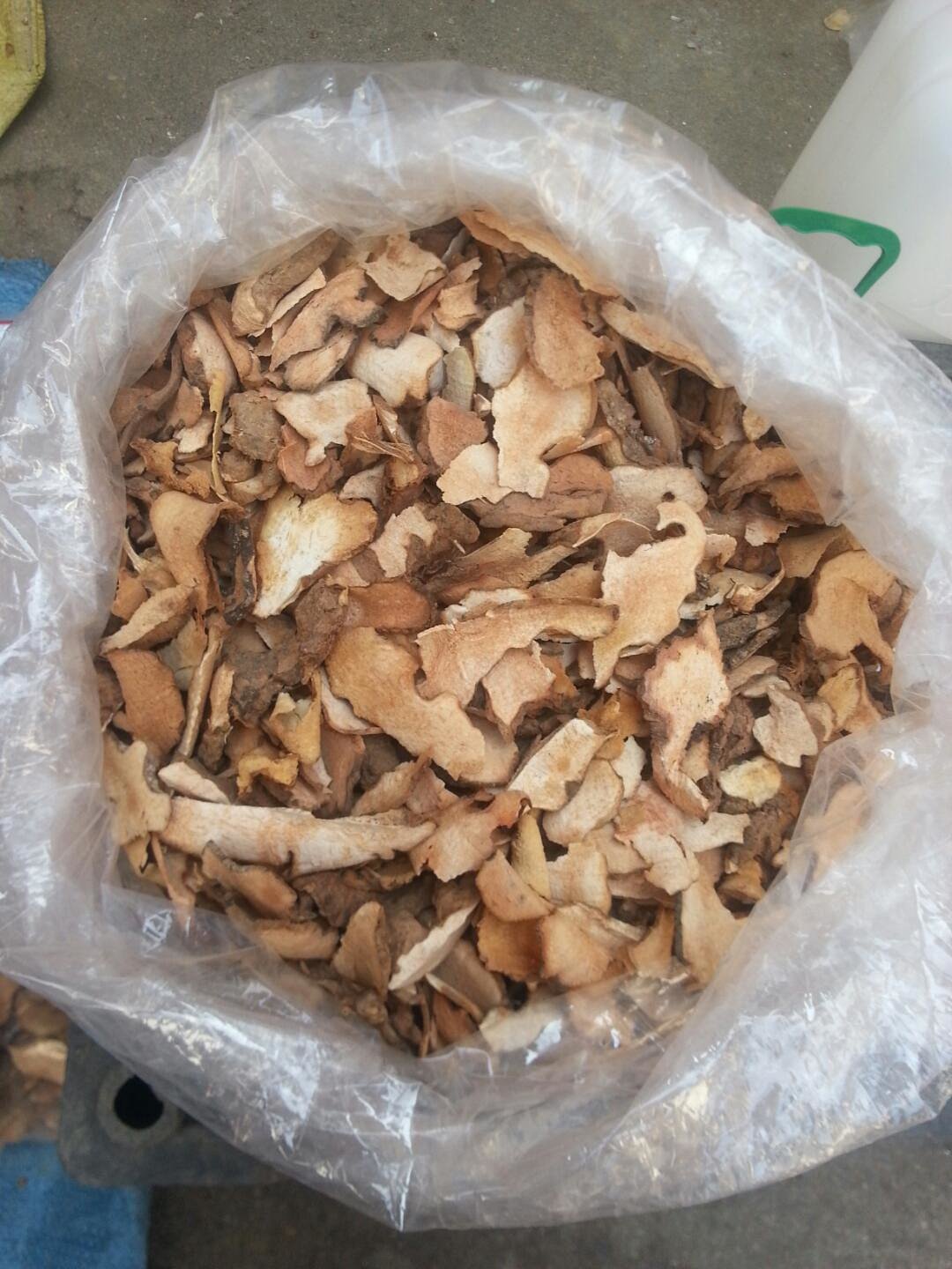 广东粤北丹霞山区 野生土茯苓干片鲜挖鲜切鲜晒