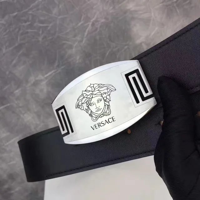 【顶级版本】🌸Versace范思哲男士皮带🌸经典男士皮带，316不锈钢扣头配灰色小🐃皮带身，宽度4CM，码数：85欧-105欧，💁概念行