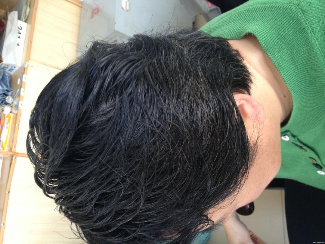 restoria,丽丝雅逐渐变黑系列累积45年以上经验,能逐渐将你的白发变黑