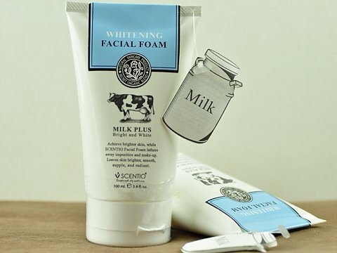 beauty buffet scentio泰国牛奶洗面奶 奶香味 q10牛奶美白洁面乳