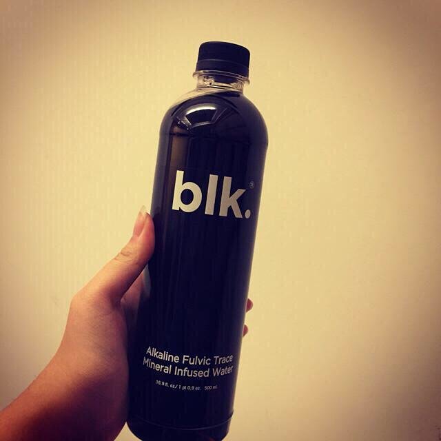 美国blk black spring water黑水 黑色矿泉水 500ml 平衡ph值 补充