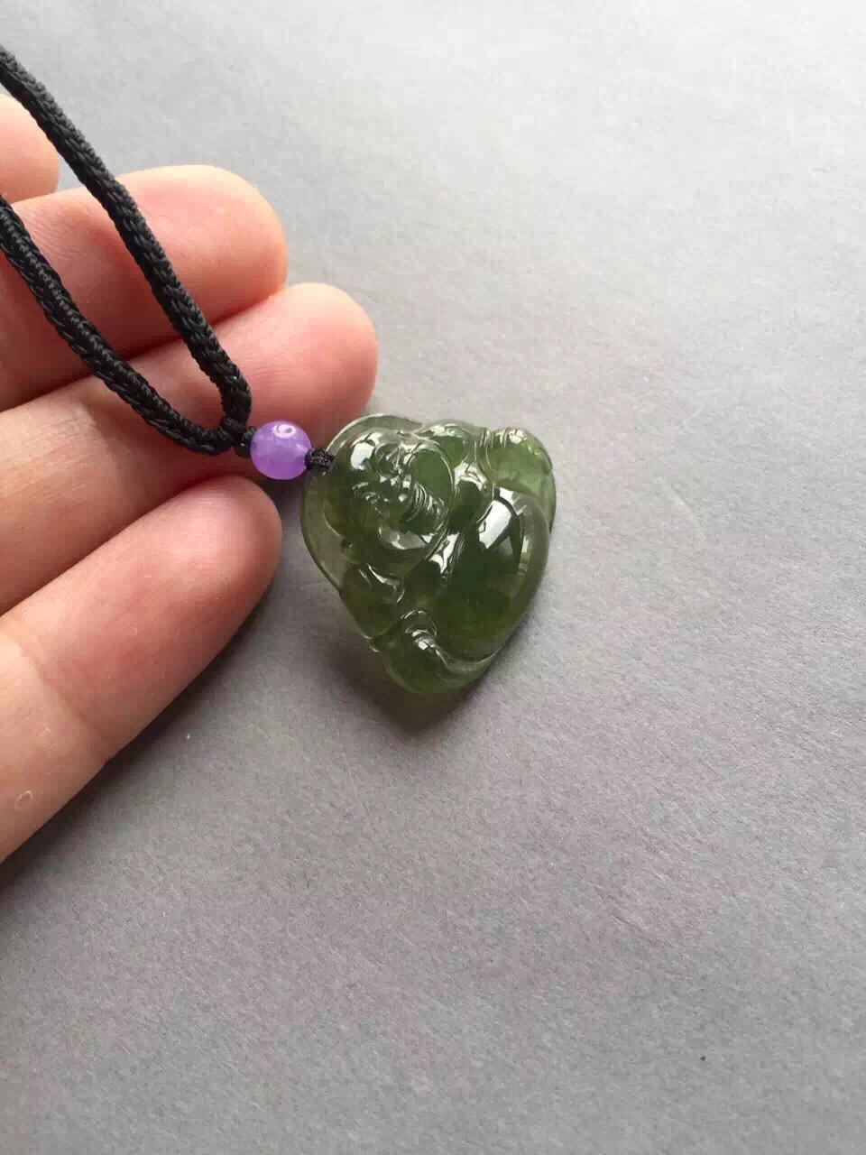 冰种橄榄绿翡翠弥勒佛