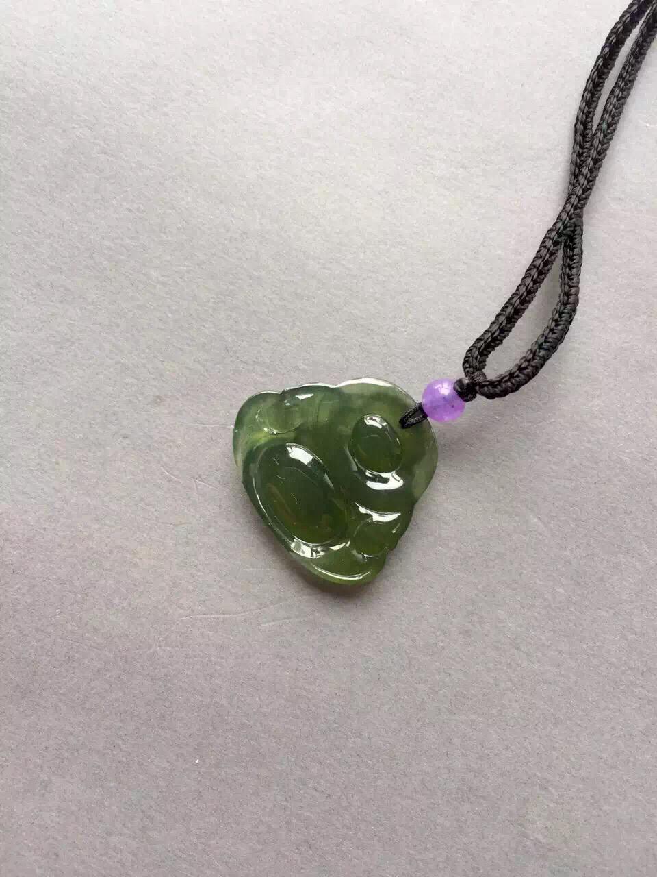 冰种橄榄绿翡翠弥勒佛