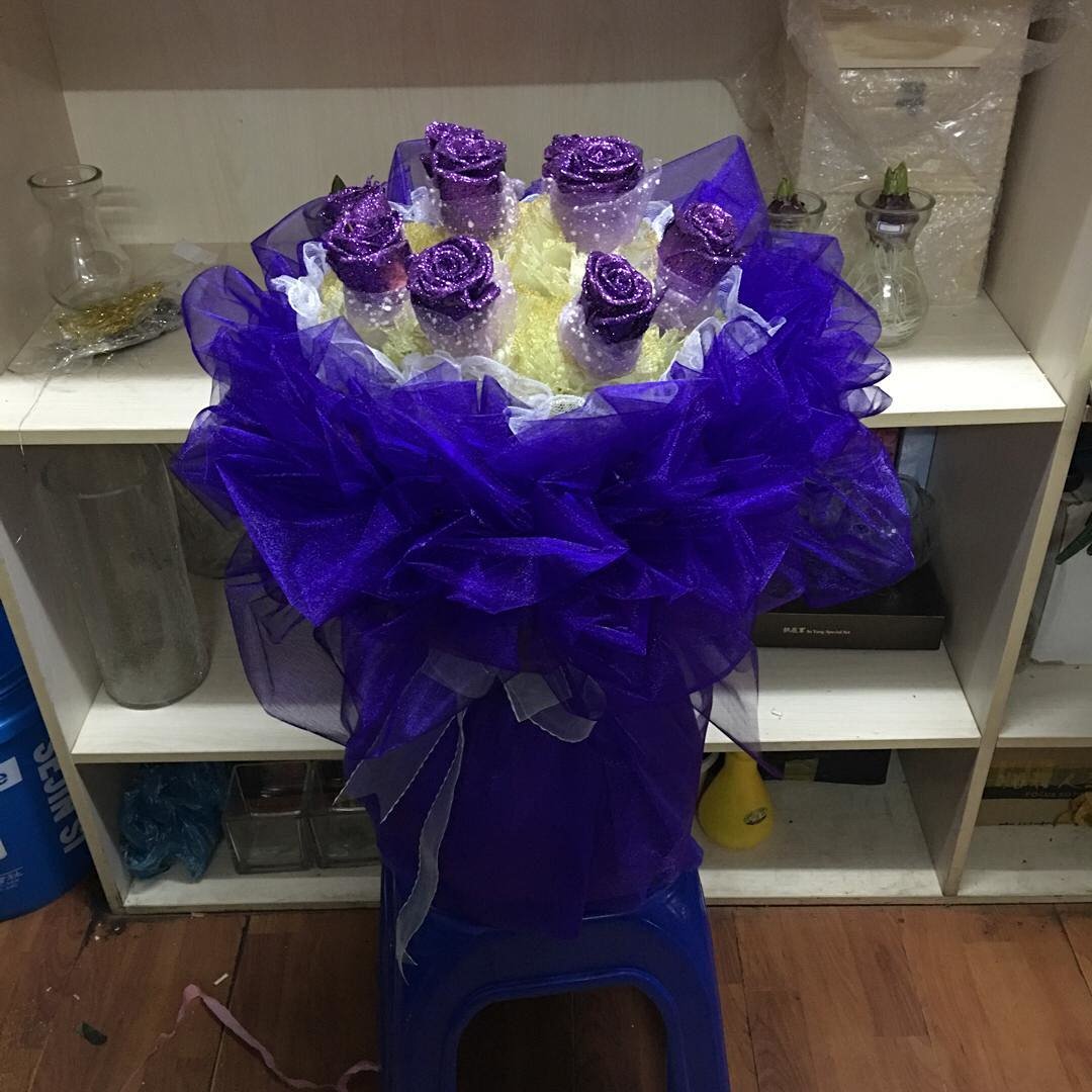 大连鲜花同城配送彩色妖姬