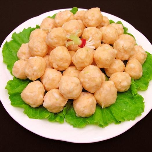 潮汕虾丸,用虾做丸子,其肉嫩,味甜,进入口中有一种欲化不化,犹如在海
