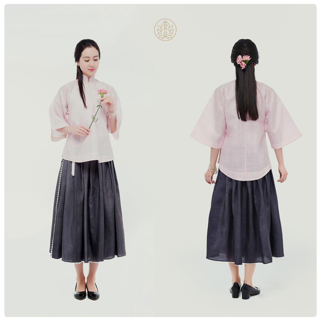 民国 倒大袖短衫 女款 春夏款颜色:湘妃色 面料:青红布工艺特点